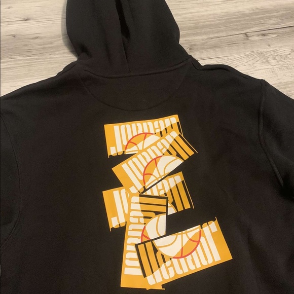 Mens size large Jordan hoodie - Picture 4 of 4
